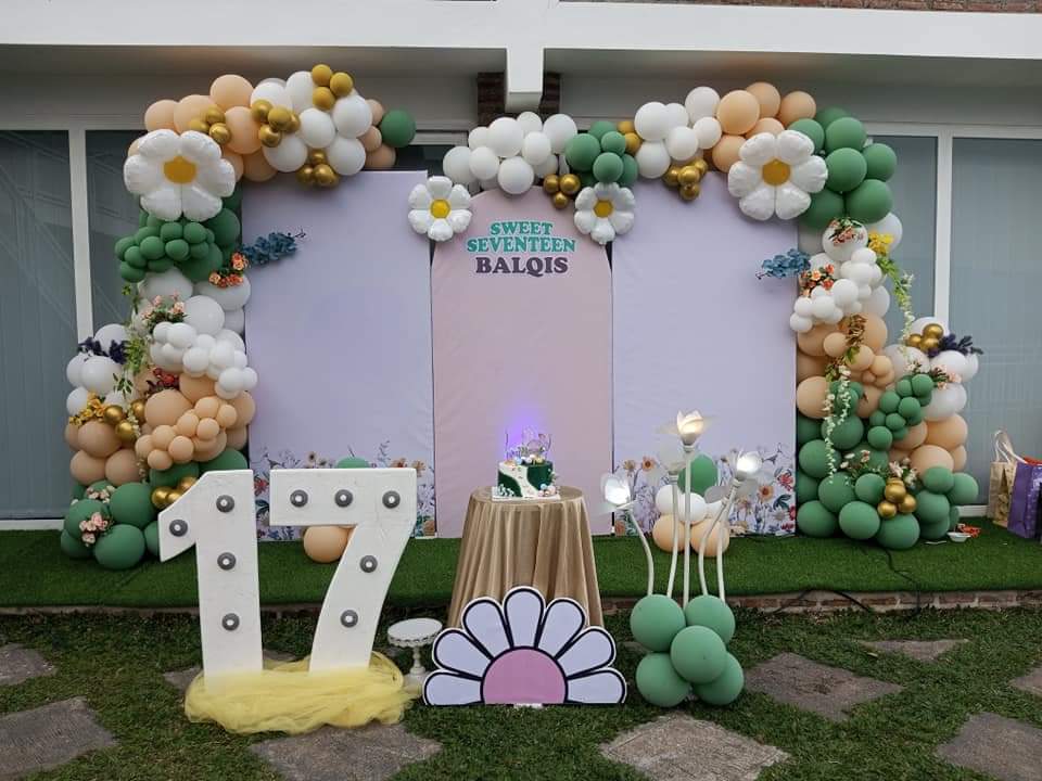 Galeri Dekorasi Sweet 17th Tema Pastel Floral Garden 5