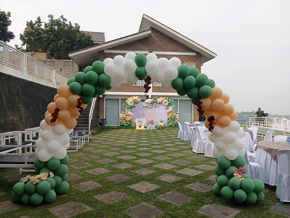 Galeri Dekorasi Sweet 17th Tema Pastel Floral Garden 1